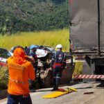 Acidente envolvendo caminhonete e caminhão deixa um ferido em Nova Era