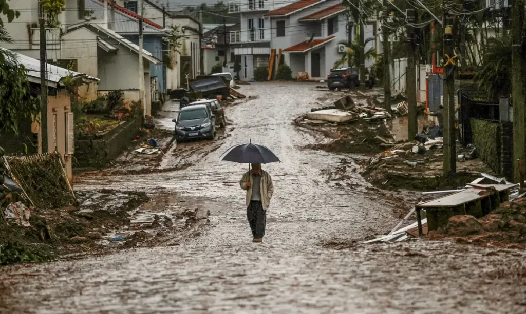 Número de desalojados passa de meio milhão em todo o estado. Foto: REUTERS/Adriano Machado