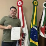 Prefeito interino Fabrício Lopes celebra destinação de R$ 500 mil para a saúde de João Monlevade