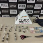PM apreende drogas e conduz dois jovens à Delegacia em João Monlevade