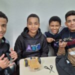 Alunos do Centro Educacional criam arte e tecnologia a partir do descarte de lixo eletrônico