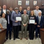 Câmara de João Monlevade entrega Moções de Aplausos à Escola Luiz Prisco e à educadora Amanda Ribeiro