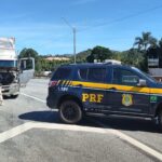 PRF flagra adolescente de 14 anos conduzindo caminhão carregado na BR-381