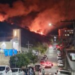 Incêndio em vegetação mobiliza Bombeiros e brigadistas no bairro República, em João Monlevade