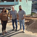Prefeitura de João Monlevade conclui obra de contenção e recupera trecho da rua Felipe Camarão, no Loanda