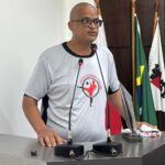 Representantes de entidades utilizam a tribuna Popular para apresentar projeto e explicar paralisação temporária da coleta seletiva