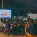 CineSolarzinho, cinema ao ar livre movido a energia solar, exibe ‘O Menino e o Panda’ em São Gonçalo do Rio Abaixo, com entrada e pipoca de graça