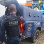 Mãe e padrasto são conduzidos à delegacia suspeitos de envolvimento em maus-tratos contra crianças